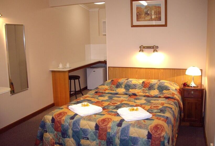 اتاق استاندارد, Tower Motor Inn