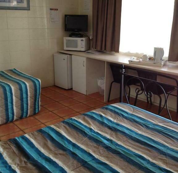 غرفة قياسية, Sunburst Motel