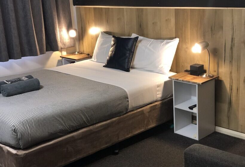 Номер Deluxe, Wattle Tree Motel