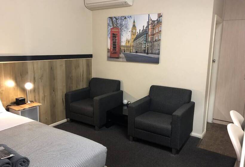 חדר דלוקס, Wattle Tree Motel