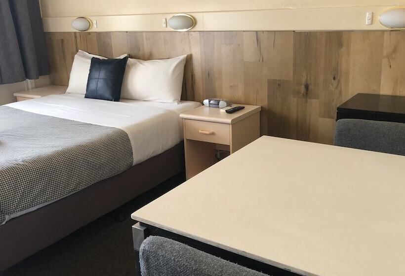 חדר דלוקס, Wattle Tree Motel