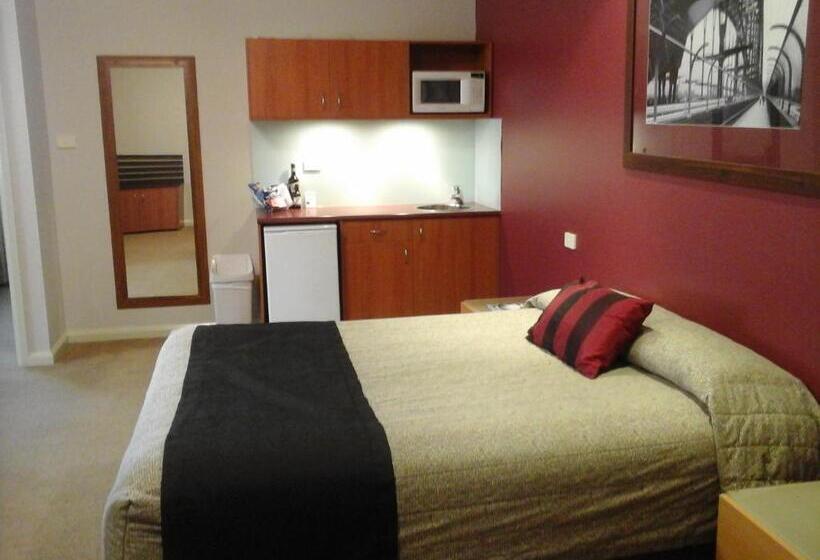 סוויטת 2 חדרי שינה, Willows Motel