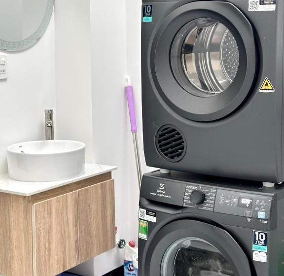 اتاق خانوادگی با چشمانداز باغ, Aboli Homestay