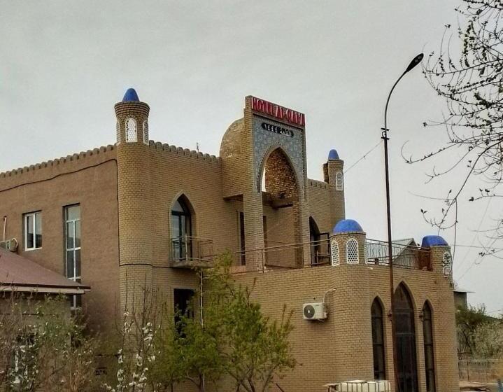 חדר סטנדרט לשלושה, Al Qal`a