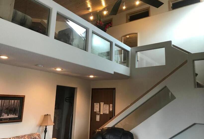 غرفة سوبيريور سرير كينج, Country Lodge Inn