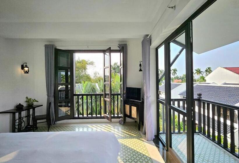 اتاق لوکس با بالکن, én Garden Resort Hoian