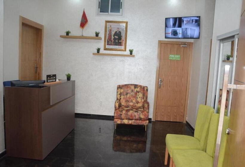 اتاق استاندارد با سرویس بهداشتی مشترک, Town Rooms