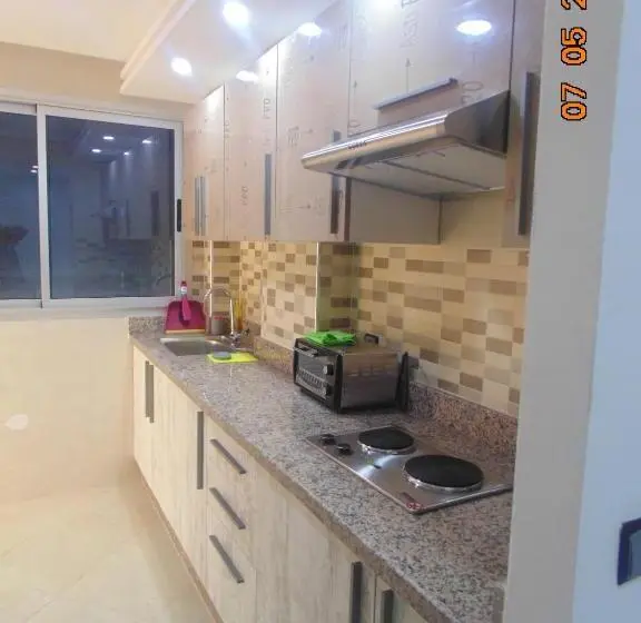اتاق استاندارد با سرویس بهداشتی مشترک, Town Rooms