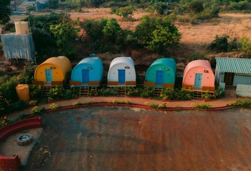 كوخ قياسي, Heritage Wadi, Satara