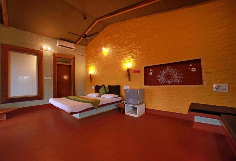 חדר דלוקס, Heritage Wadi, Satara