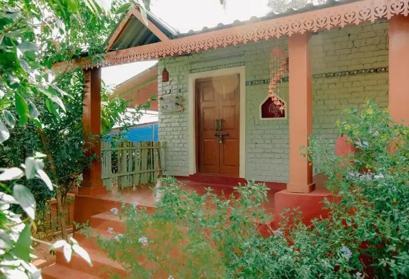 デラックスルーム, Heritage Wadi, Satara