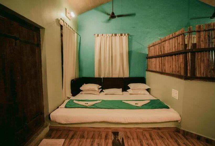 جناح, Heritage Wadi, Satara