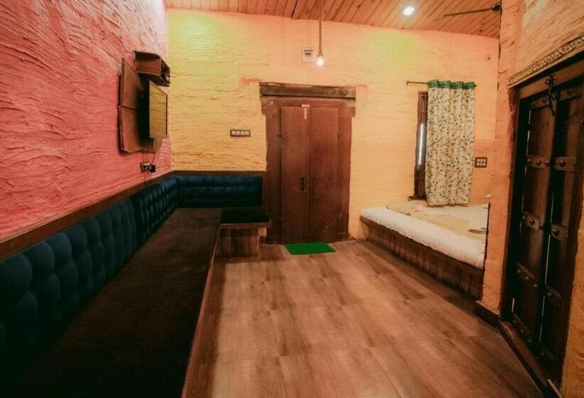 جناح, Heritage Wadi, Satara