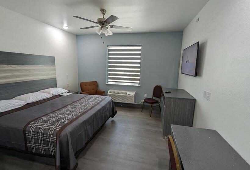 스탠다드 룸 킹사이즈 침대, Texas Bungalows Hotel And Hotel Que At I35 Austin Pflugerville