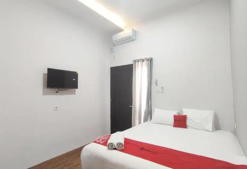 Standardrum, Reddoorz Near Graha Saba Buana 2