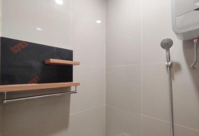 Standard Værelse, Reddoorz Near Graha Saba Buana 2