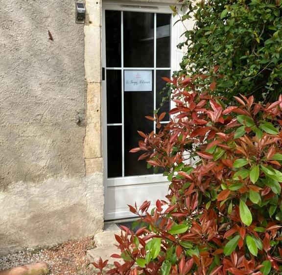 חדר משפחתי נוף לגינה, Le Temps Retrouvé