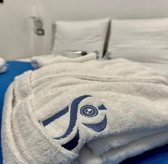 コンフォートトリプルルーム, B&b Smart Station Caserta