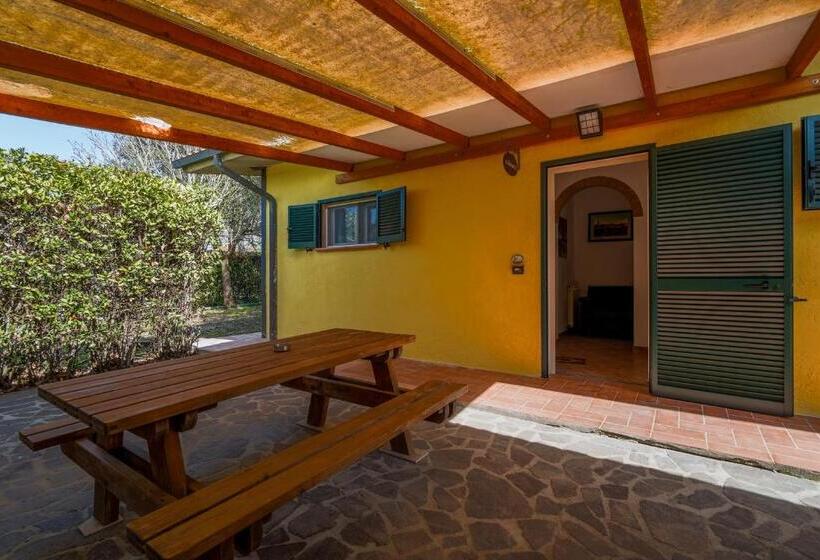 آپارتمان 1 خوابه با تراس, Agriturismo Il Poderino