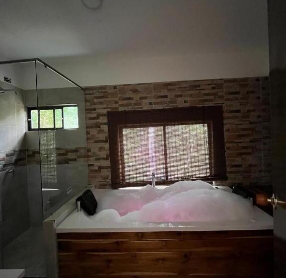 Люкс Вид на Сад, Cabañas Monteleón Paicol  Huila