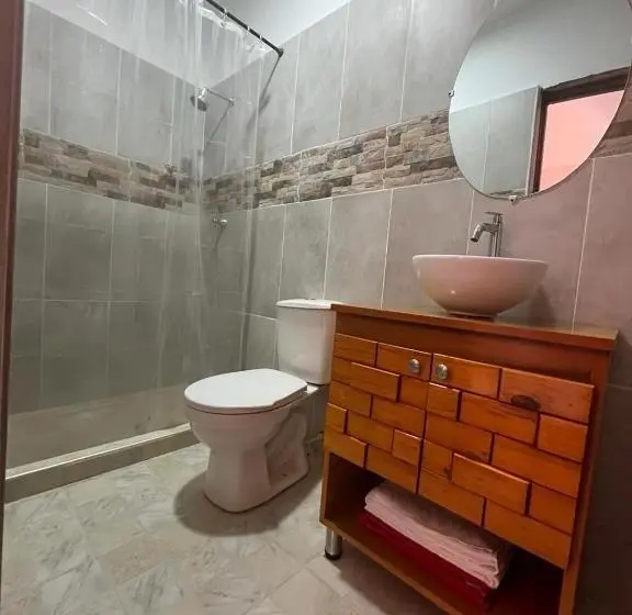 ファミリールーム, Cabañas Monteleón Paicol Huila