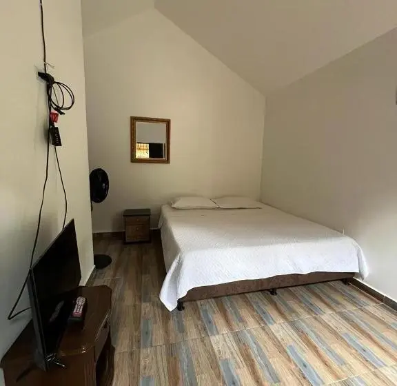 スタンダードルーム, Cabañas Monteleón Paicol Huila