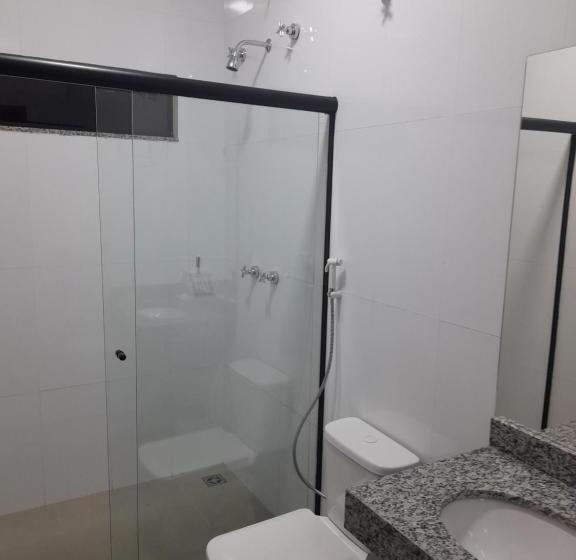 جناح إدارى, Pimenta