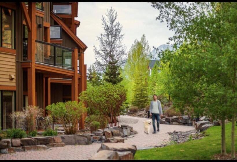Апартаменты 2 Спальни, Luxury Resort 2bedroom 2bath Sleeps 6 945 Square Feet