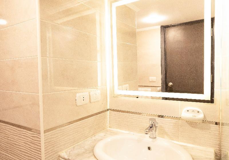 اتاق لوکس, Mar Charbel Hotel Cairo