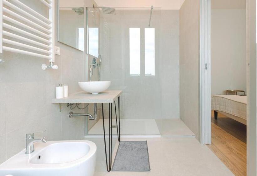 اتاق استاندارد چهار تخته, Arcobaleno Trieste Via Udine 19