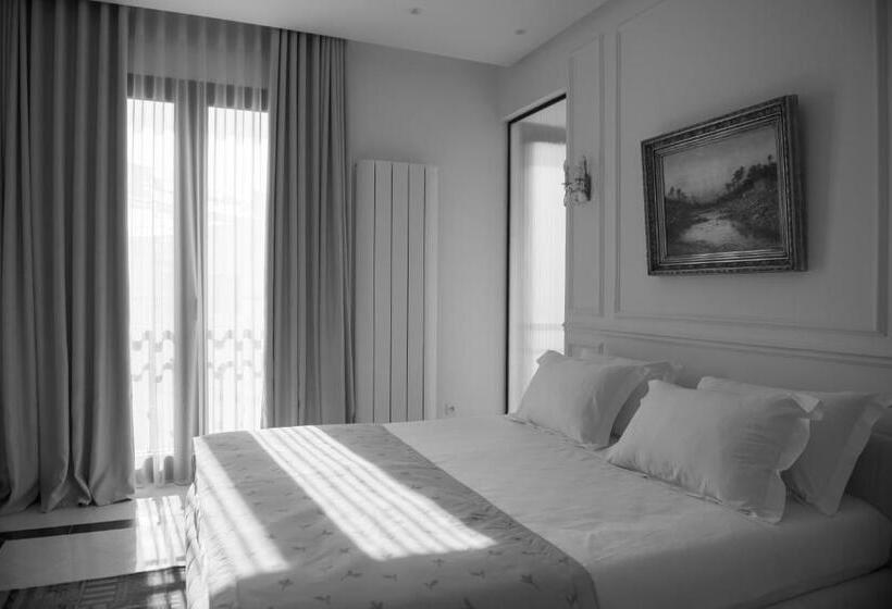 اتاق استاندارد با تخت بزرگ, L Hôtel Particulier La Marsa