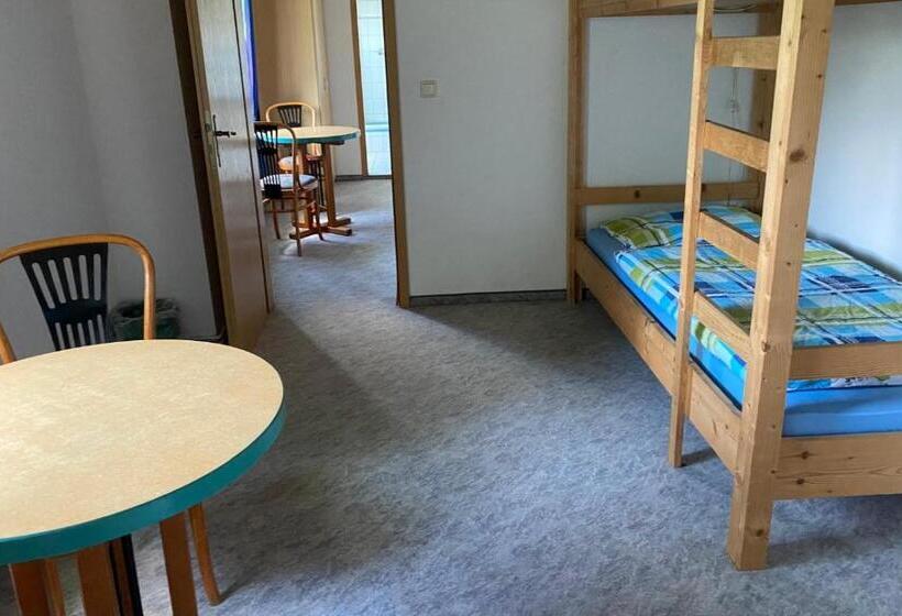 Номер Стандарт Индивидуальный Совместная Ванная, Monteurzimmer Alte Schule Heberndorf 1