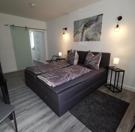 Номер Стандарт, Airbnb, Moderne, Ruhige Und Helle Doppelzimmer, Nähe Magdeburg, A14 & A2