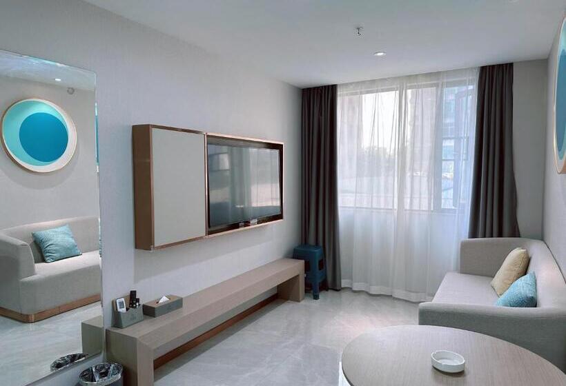 豪华套房, Poltton International Hotel   Huizhou University Of Economics