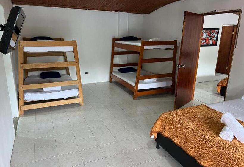 디럭스 패밀리 룸, Finca Hotel Piscinando En Pereira