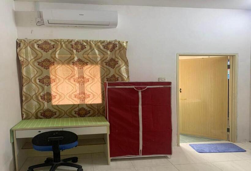 4 Yatak Odalı Ev, Oyo 90966 Family Homestay