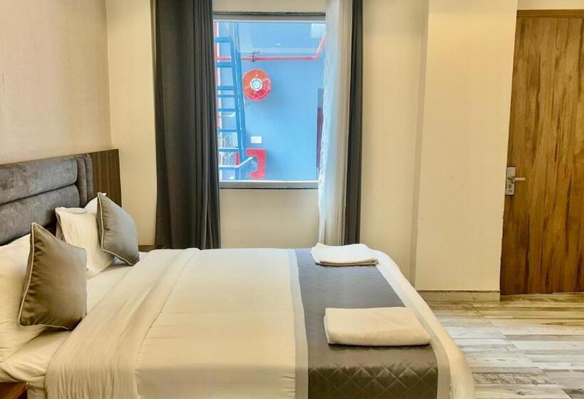 Номер Deluxe, Raksha Suites & Banquet Greater Noida