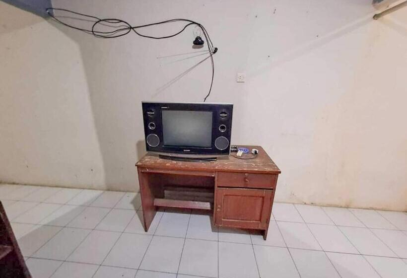 Номер Стандарт, Spot On 93840 Guest House Amanda Syariah