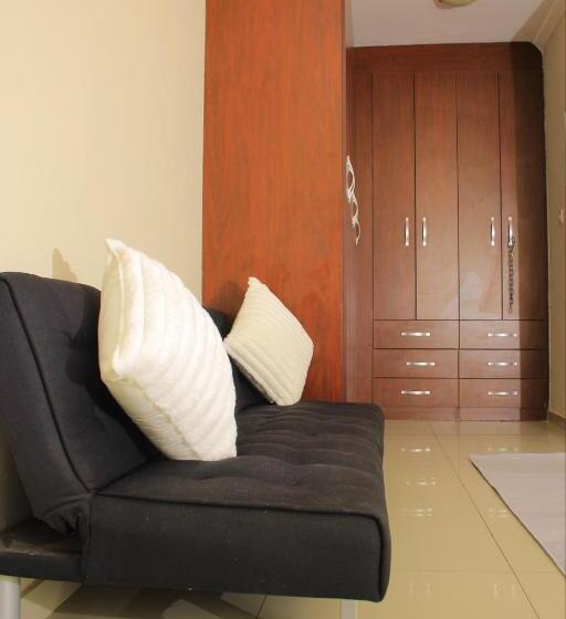 Номер Deluxe, Kunzi B&b