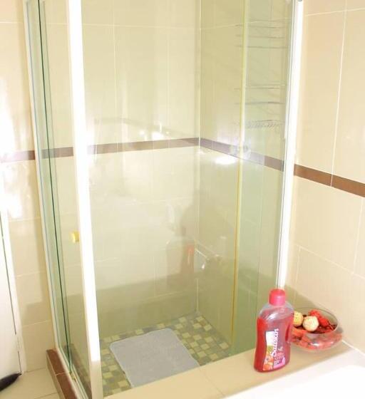 Номер Deluxe, Kunzi B&b