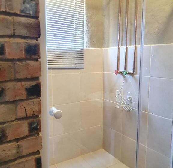 家庭间, Courageous Self Catering Accommodation