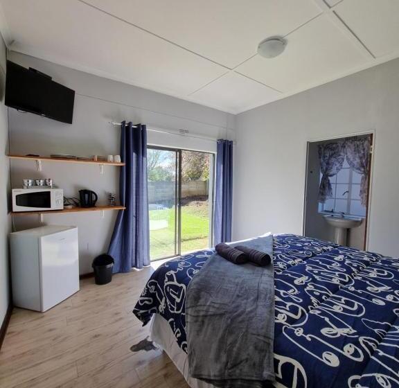 经济房, Courageous Self Catering Accommodation