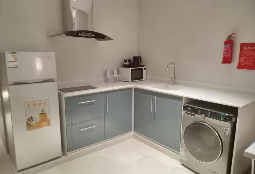 غرفة قياسية, وحدات فندقية خاصة Crown Suite