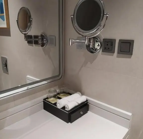 Sviitti, وحدات فندقية خاصة Crown Suite