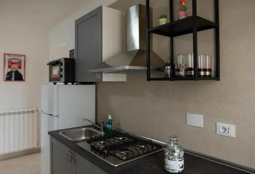 آپارتمان 1 خوابه, Vitti Apartment