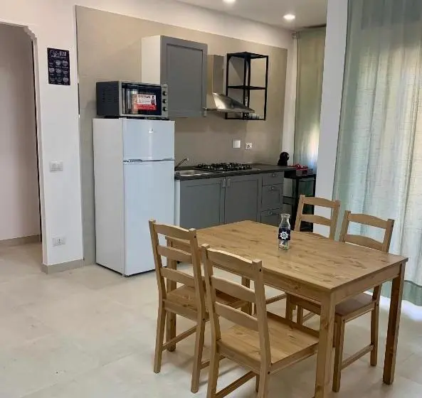 آپارتمان 1 خوابه, Vitti Apartment