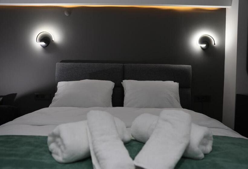 Pokój Standard, Aybek Ratio