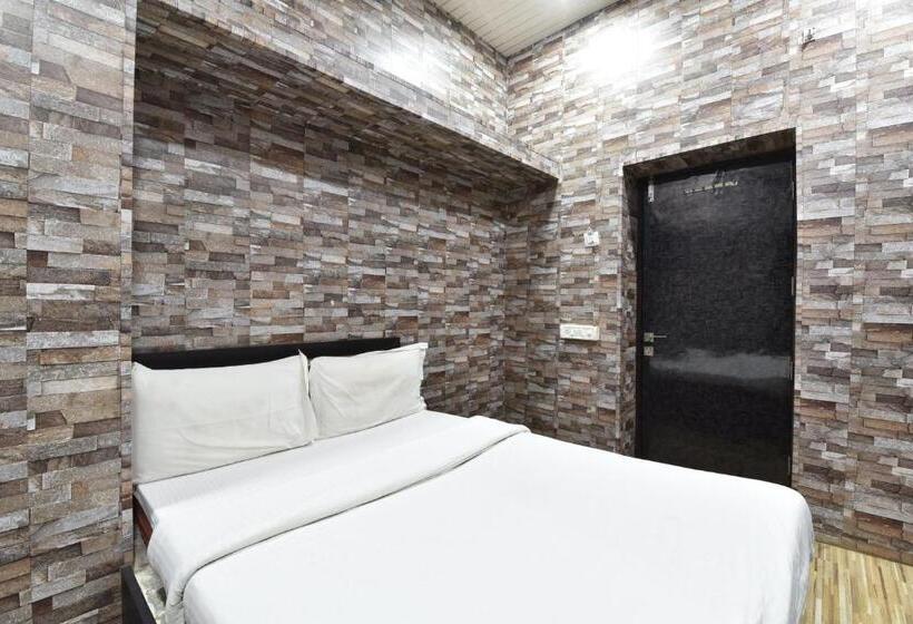 デラックスルーム, Jaisal