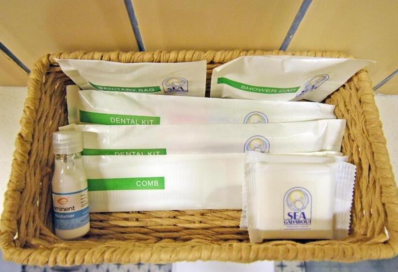 اتاق سوپریور, Sea Gadabout Seaside Stays