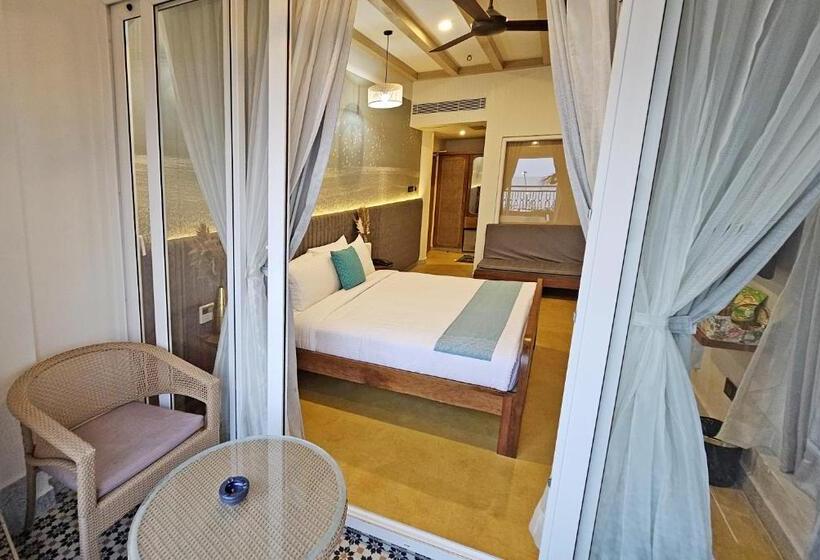 سوییت با چشمانداز دریا, Sea Gadabout Seaside Stays